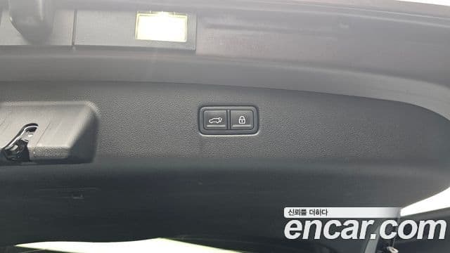 Genesis GV70 2021 — Şəkil 34/34