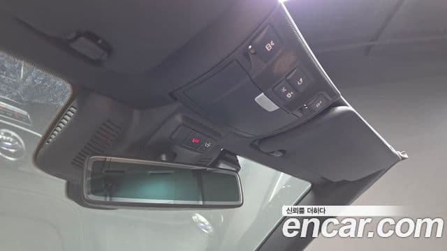 Mercedes-Benz E-Class 2019 — Şəkil 17/20