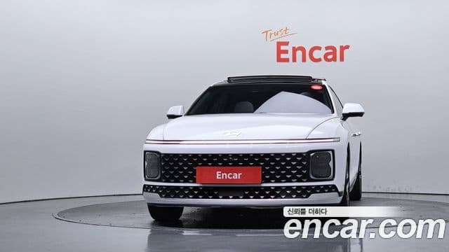 Hyundai Grandeur Hybrid 2024 — ფოტო 18/34