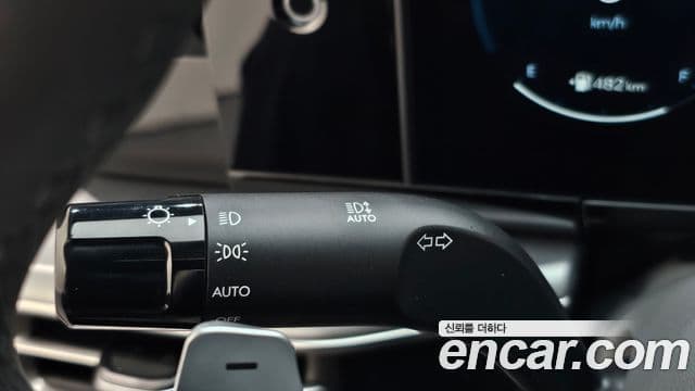 Hyundai Grandeur Hybrid 2024 — ფოტო 32/34