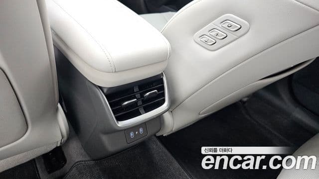 Hyundai Grandeur Hybrid 2024 — ფოტო 14/34