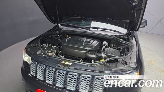 Jeep Grand Cherokee 2020 — Şəkil 6/20