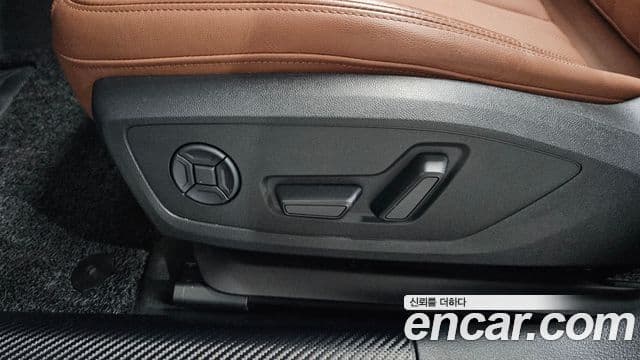 Audi A6 2023 — Şəkil 24/38