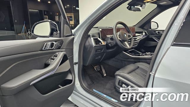 BMW X5 2026 — Photo 29/33