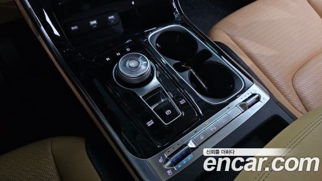 Kia Carnival 2021 — Фото 9/20