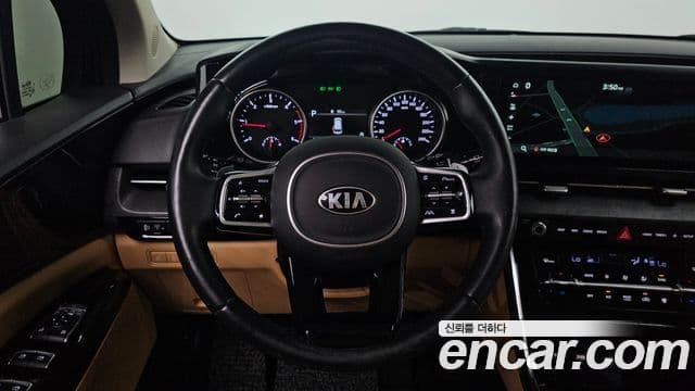Kia Carnival 2021 — Фото 13/20