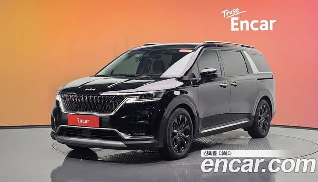 Kia Carnival 2021 — Фото 1/20
