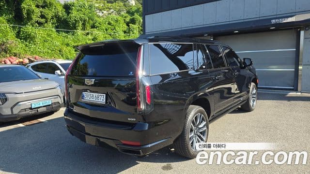 Cadillac Escalade 2023 — Şəkil 2/20