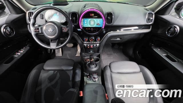 Mini Cooper Countryman 2023 — Photo 22/37