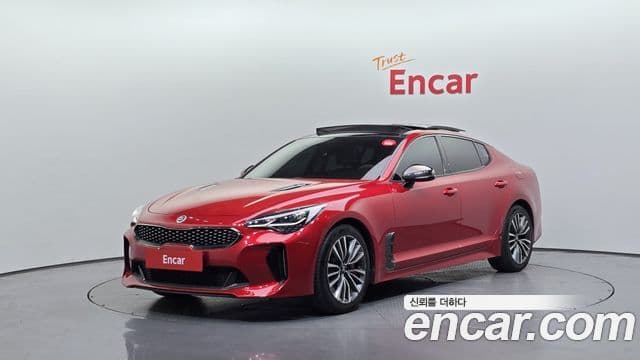 Kia Stinger 2018 — ფოტო 1/20