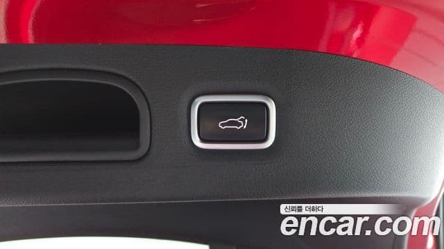 Kia Stinger 2018 — ფოტო 17/20
