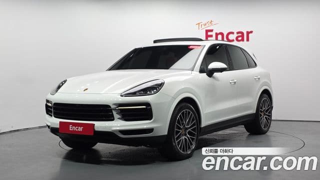 Porsche Cayenne 2019 — ფოტო 3/32