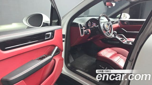Porsche Cayenne 2019 — Şəkil 9/20