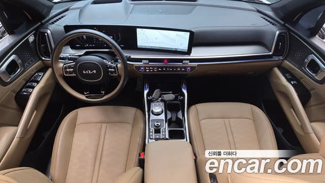 Kia Sorento 2023 — Фото 6/20
