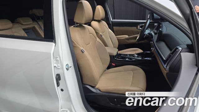 Kia Sorento 2023 — Фото 12/20
