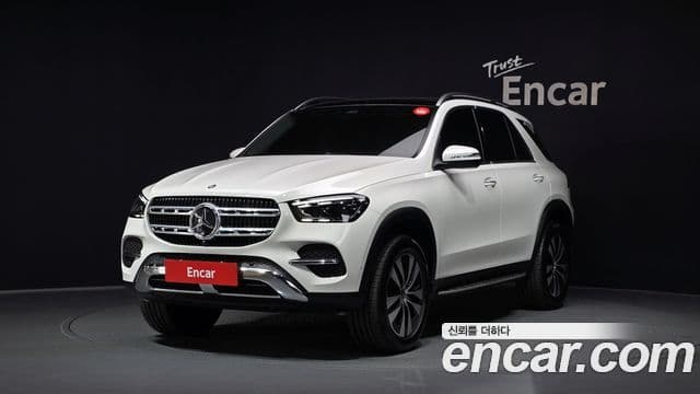 Mercedes-Benz GLE-Class 2026 — Фото 1/20