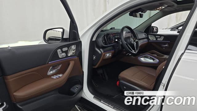 Mercedes-Benz GLE-Class 2026 — Фото 10/20