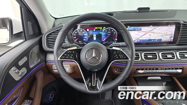 Mercedes-Benz GLE-Class 2026 — Фото 13/20