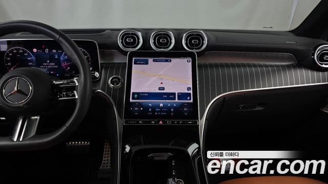 Mercedes-Benz GLC-Class 2025 — ფოტო 14/20