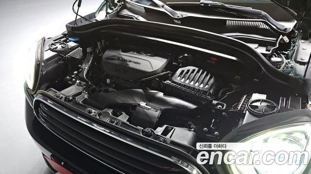 Mini Cooper Countryman 2019 — Şəkil 6/20