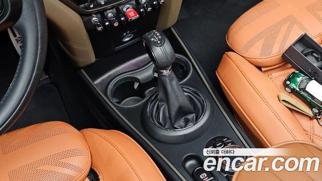Mini Cooper Countryman 2019 — Şəkil 9/20