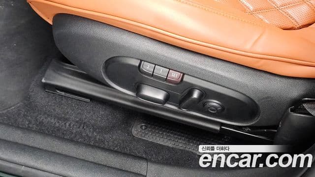 Mini Cooper Countryman 2019 — Şəkil 19/20