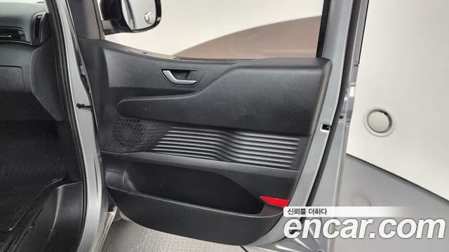 Hyundai Staria 2022 — Şəkil 15/31