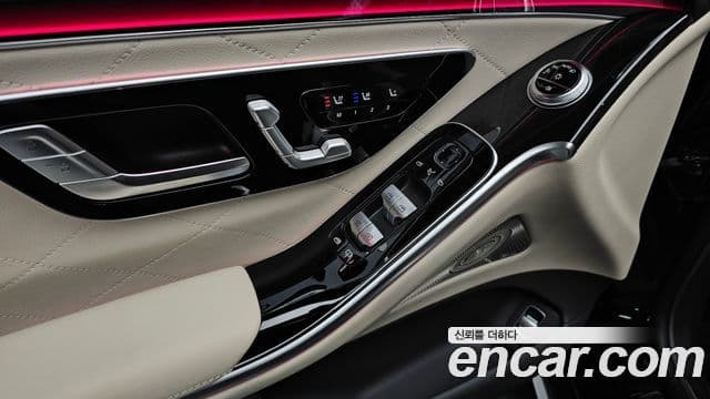 Mercedes-Benz S-Class 2023 — ფოტო 17/20