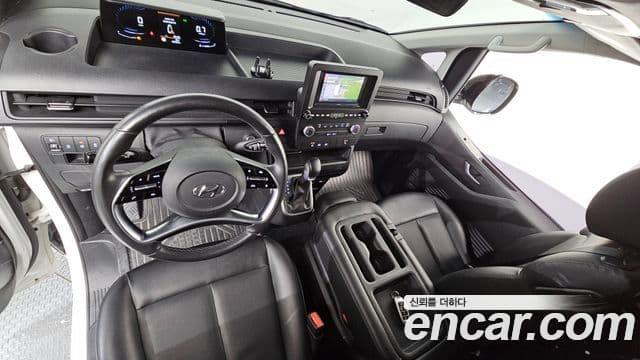 Hyundai Staria 2021 — Фото 7/20