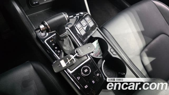 Kia Sportage 2023 — ფოტო 9/20