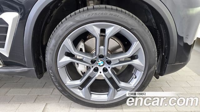 BMW X5 2024 — Photo 12/33