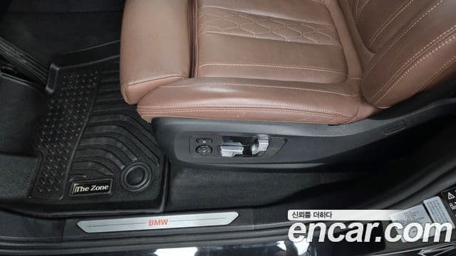 BMW X5 2024 — Photo 19/33