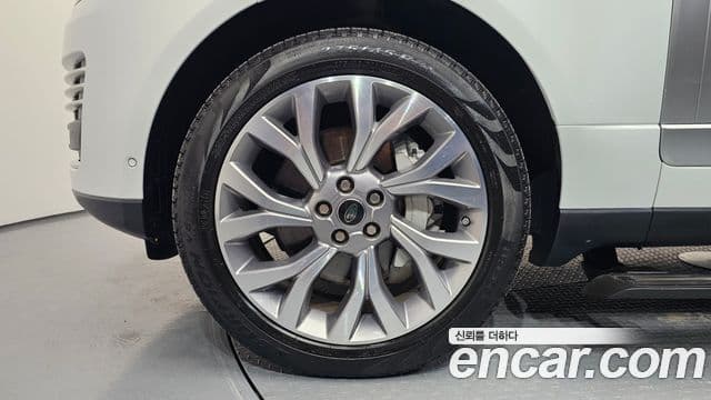 Land Rover Range Rover 2018 — Şəkil 5/20