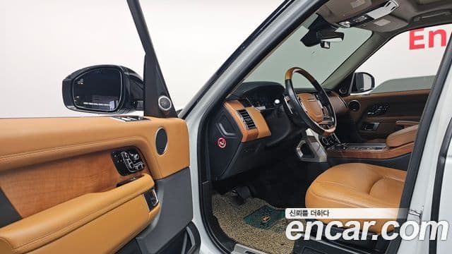 Land Rover Range Rover 2018 — Şəkil 10/20