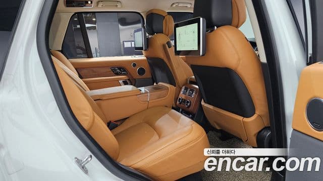 Land Rover Range Rover 2018 — Şəkil 11/20