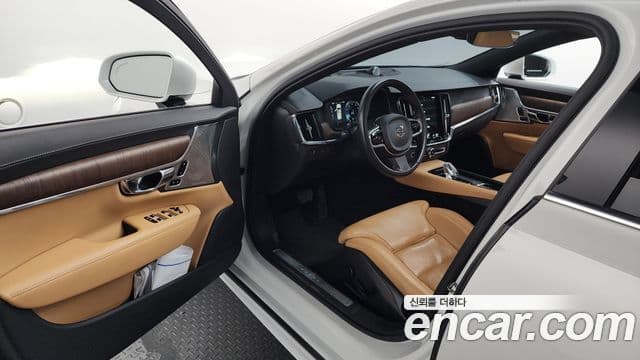 Volvo S90 2021 — Şəkil 10/20