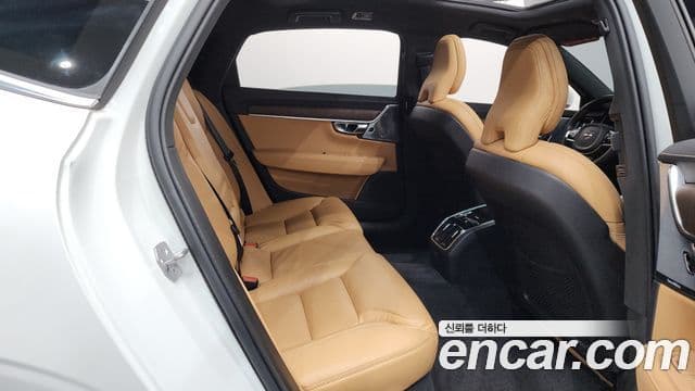Volvo S90 2021 — фото 20 из 20