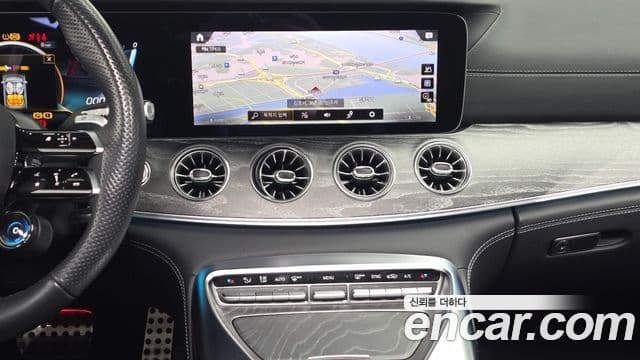 Mercedes-Benz AMG GT 2022 — ფოტო 13/20