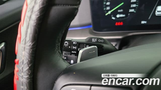 Kia Sportage 2025 — Photo 12/36