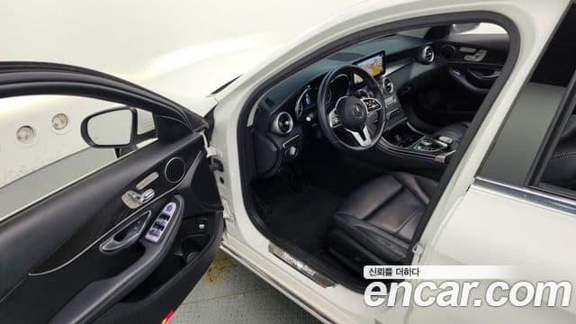 Mercedes-Benz C-Class 2019 — ფოტო 10/20
