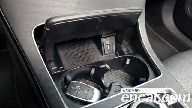 Mercedes-Benz C-Class 2019 — ფოტო 12/20