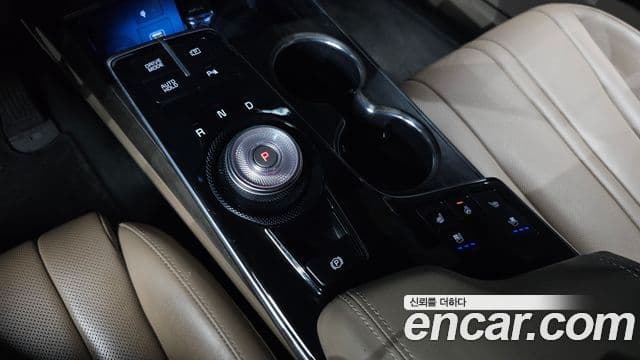 Kia K8 2023 — Şəkil 9/20