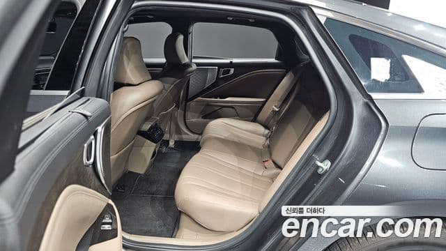 Kia K8 2023 — Şəkil 12/20