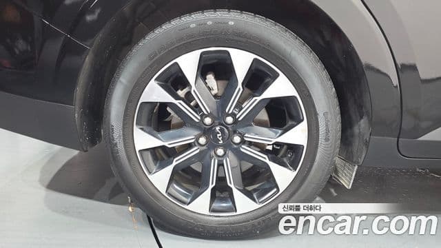 Kia Carnival 2022 — Фото 5/20