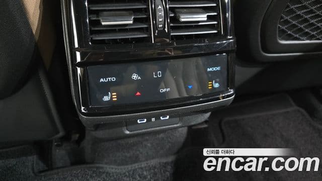Renault Samsung Grand Koleos 2024 — ფოტო 28/32