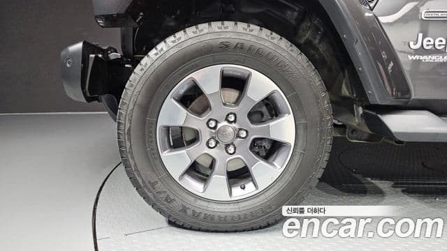 Jeep Wrangler 2019 — фото 5 из 20