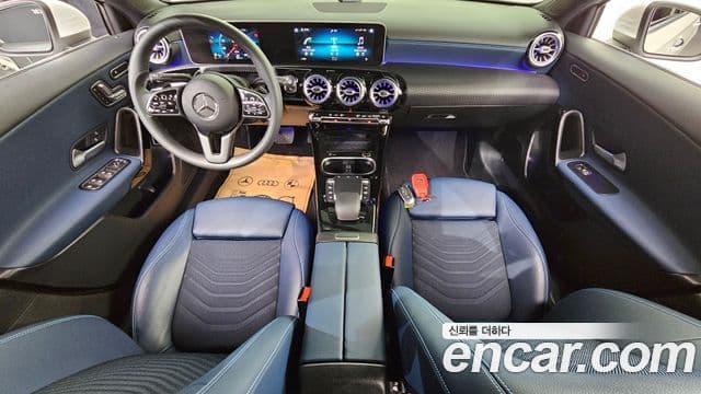 Mercedes-Benz A-Class 2020 — ფოტო 7/20