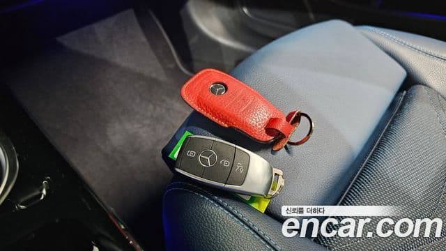 Mercedes-Benz A-Class 2020 — Photo 7/29