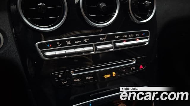 Mercedes-Benz GLC-Class 2018 — Фото 17/20