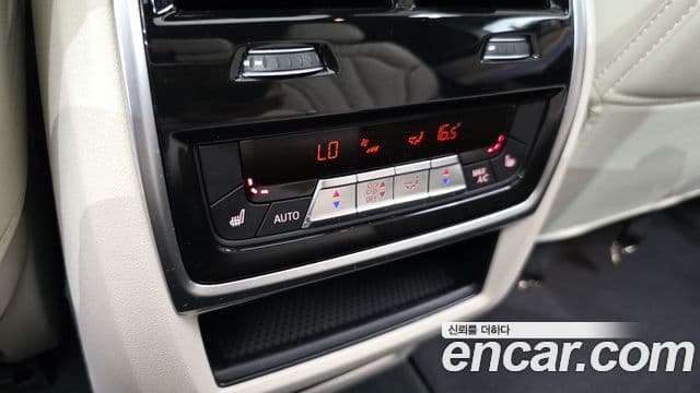BMW X5 2025 — Photo 22/39